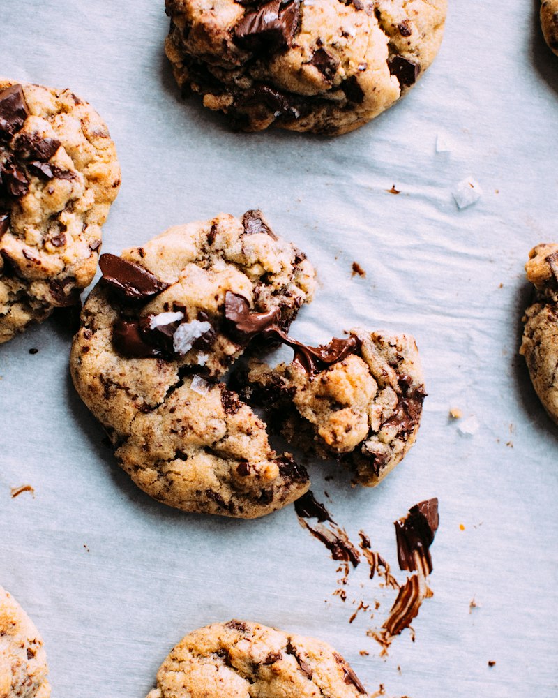 Bakery Chocolate Chip Cookies